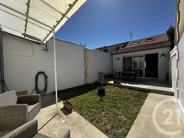 maison à louer - 3 pièces - 70.0 m2 - FOURAS - 17 - POITOU-CHARENTES - Century 21 Aunis Immo