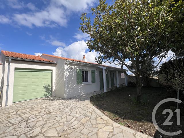 maison à vendre - 4 pièces - 104.1 m2 - FOURAS - 17 - POITOU-CHARENTES - Century 21 Aunis Immo