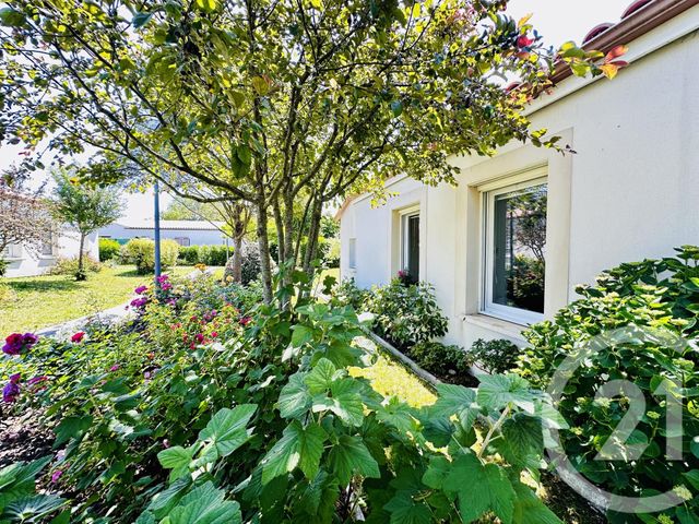 Afficher la photo en grand maison à vendre - 3 pièces - 95.6 m2 - ST LAURENT DE LA PREE - 17 - POITOU-CHARENTES - Century 21 Aunis Immo