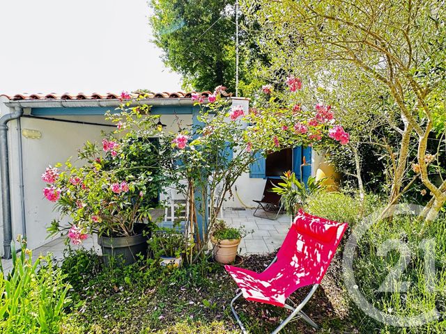 maison à louer - 1 pièce - 21.0 m2 - FOURAS - 17 - POITOU-CHARENTES - Century 21 Aunis Immo