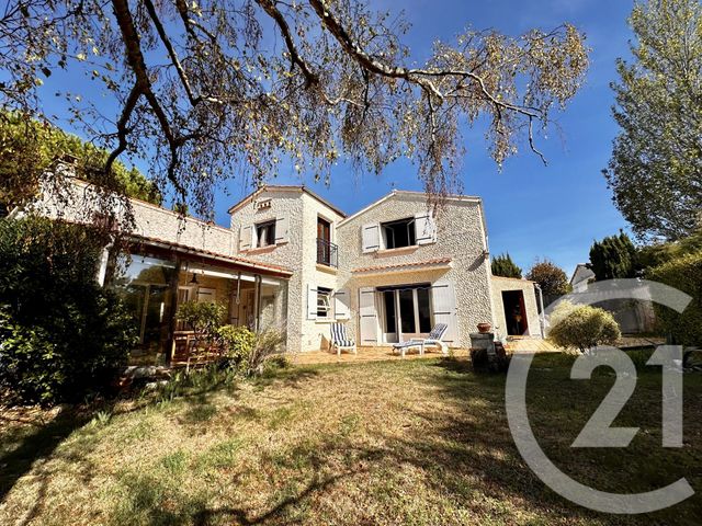 maison à vendre - 5 pièces - 127.0 m2 - FOURAS - 17 - POITOU-CHARENTES - Century 21 Aunis Immo