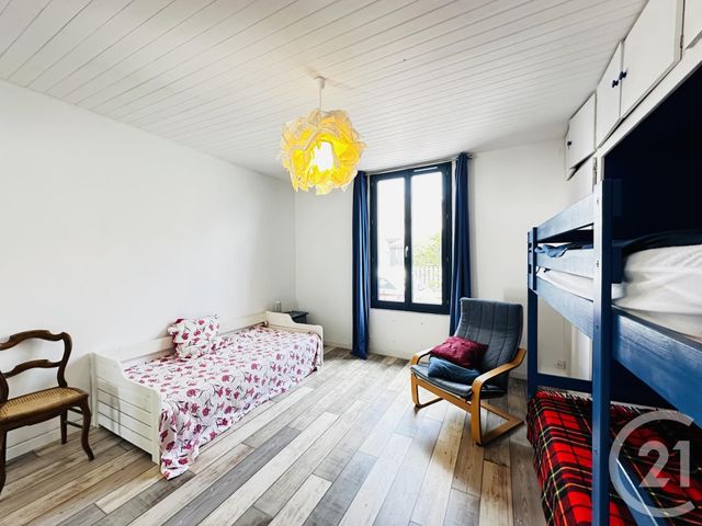 maison à louer - 5 pièces - 110.0 m2 - FOURAS - 17 - POITOU-CHARENTES - Century 21 Aunis Immo