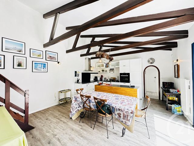 maison à louer - 5 pièces - 110.0 m2 - FOURAS - 17 - POITOU-CHARENTES - Century 21 Aunis Immo