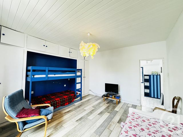 maison à louer - 5 pièces - 110.0 m2 - FOURAS - 17 - POITOU-CHARENTES - Century 21 Aunis Immo