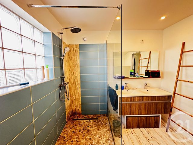 maison à louer - 5 pièces - 110.0 m2 - FOURAS - 17 - POITOU-CHARENTES - Century 21 Aunis Immo