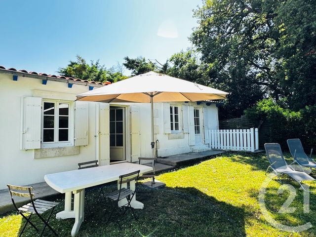 Appartement à louer - 3 pièces - 35.0 m2 - FOURAS - 17 - POITOU-CHARENTES - Century 21 Aunis Immo