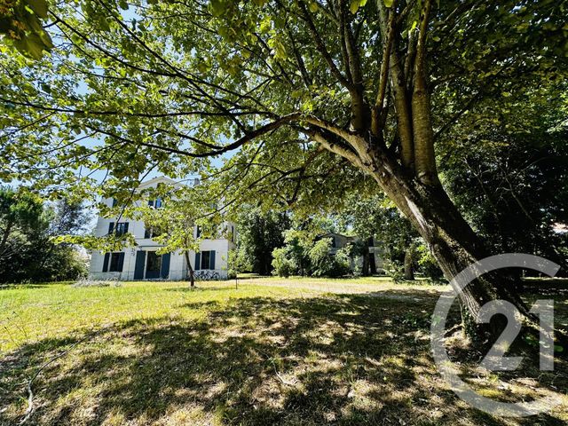 maison à vendre - 5 pièces - 249.1 m2 - FOURAS - 17 - POITOU-CHARENTES - Century 21 Aunis Immo
