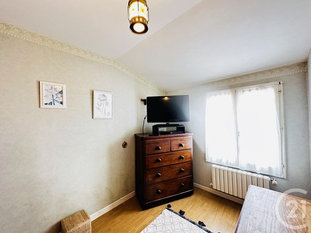 maison à louer - 5 pièces - 94.0 m2 - FOURAS - 17 - POITOU-CHARENTES - Century 21 Aunis Immo