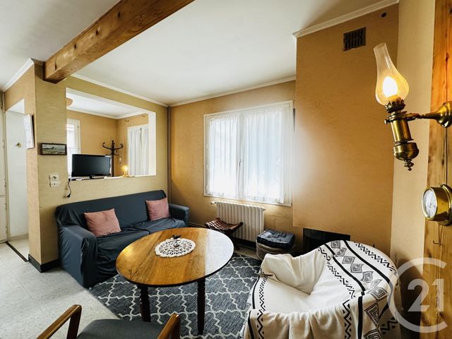 maison à louer - 5 pièces - 94.0 m2 - FOURAS - 17 - POITOU-CHARENTES - Century 21 Aunis Immo