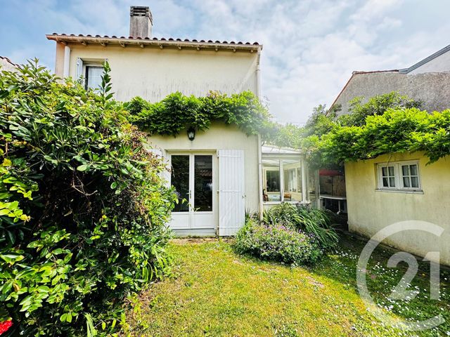 maison à louer - 5 pièces - 94.0 m2 - FOURAS - 17 - POITOU-CHARENTES - Century 21 Aunis Immo