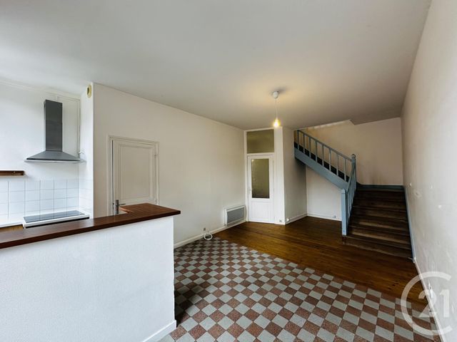 Appartement F3 à louer FOURAS