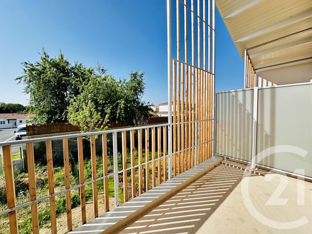 Appartement F3 à vendre - 3 pièces - 58.87 m2 - FOURAS - 17 - POITOU-CHARENTES - Century 21 Aunis Immo