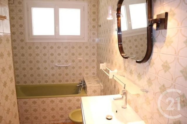 maison à louer - 5 pièces - 89.0 m2 - FOURAS - 17 - POITOU-CHARENTES - Century 21 Aunis Immo