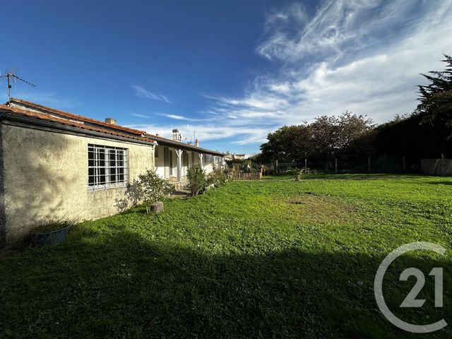 maison à louer - 5 pièces - 89.0 m2 - FOURAS - 17 - POITOU-CHARENTES - Century 21 Aunis Immo