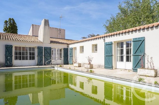 maison à vendre - 8 pièces - 265.9 m2 - FOURAS - 17 - POITOU-CHARENTES - Century 21 Aunis Immo