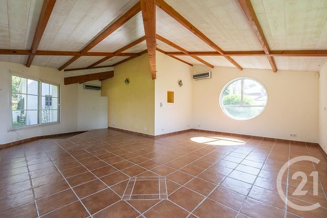 maison à vendre - 8 pièces - 265.9 m2 - FOURAS - 17 - POITOU-CHARENTES - Century 21 Aunis Immo