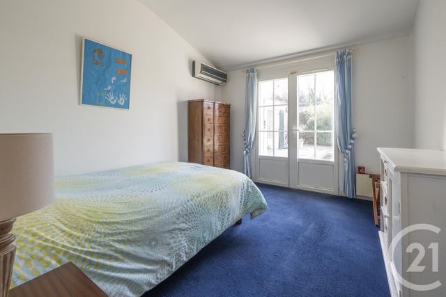 maison à vendre - 8 pièces - 265.9 m2 - FOURAS - 17 - POITOU-CHARENTES - Century 21 Aunis Immo