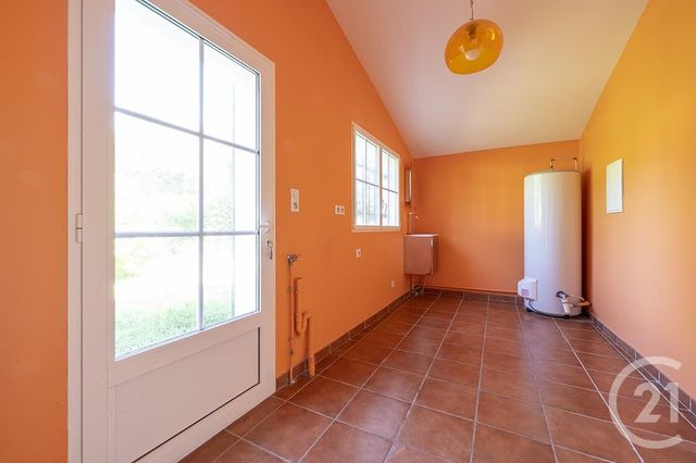 maison à vendre - 8 pièces - 265.9 m2 - FOURAS - 17 - POITOU-CHARENTES - Century 21 Aunis Immo