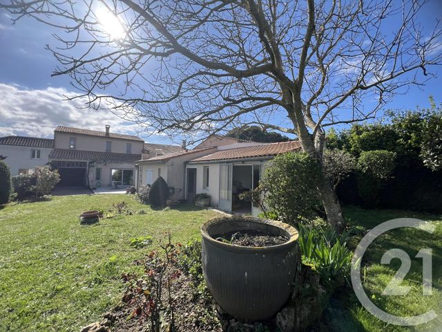 maison à vendre - 4 pièces - 149.0 m2 - FOURAS - 17 - POITOU-CHARENTES - Century 21 Aunis Immo