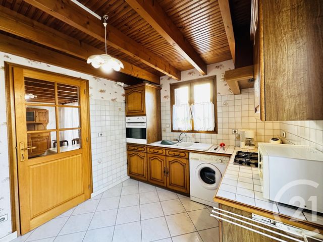 Appartement T2 à louer - 3 pièces - 49.0 m2 - FOURAS - 17 - POITOU-CHARENTES - Century 21 Aunis Immo