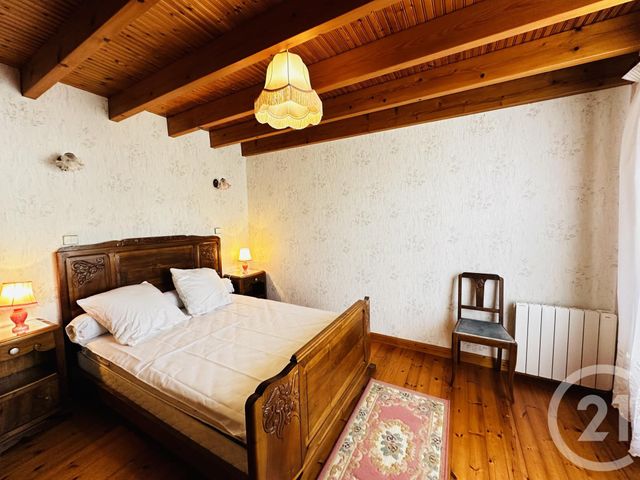 Appartement T2 à louer - 3 pièces - 49.0 m2 - FOURAS - 17 - POITOU-CHARENTES - Century 21 Aunis Immo