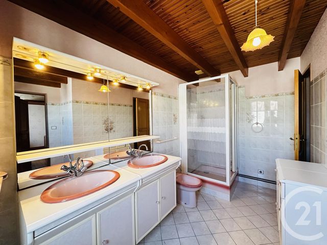 Appartement T2 à louer - 3 pièces - 49.0 m2 - FOURAS - 17 - POITOU-CHARENTES - Century 21 Aunis Immo