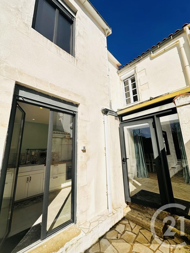 maison à vendre - 4 pièces - 93.0 m2 - FOURAS - 17 - POITOU-CHARENTES - Century 21 Aunis Immo
