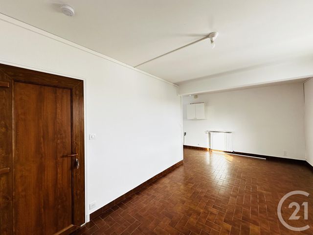 Appartement T2 à louer - 2 pièces - 38.18 m2 - FOURAS - 17 - POITOU-CHARENTES - Century 21 Aunis Immo