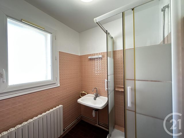 Appartement F2 à louer - 2 pièces - 38.0 m2 - FOURAS - 17 - POITOU-CHARENTES - Century 21 Aunis Immo