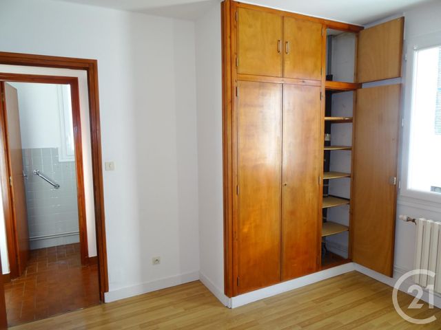 Appartement F2 à louer - 2 pièces - 38.0 m2 - FOURAS - 17 - POITOU-CHARENTES - Century 21 Aunis Immo