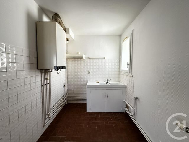 Appartement F2 à louer - 2 pièces - 38.0 m2 - FOURAS - 17 - POITOU-CHARENTES - Century 21 Aunis Immo