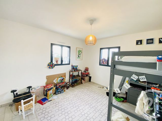 maison à louer - 5 pièces - 136.0 m2 - FOURAS - 17 - POITOU-CHARENTES - Century 21 Aunis Immo