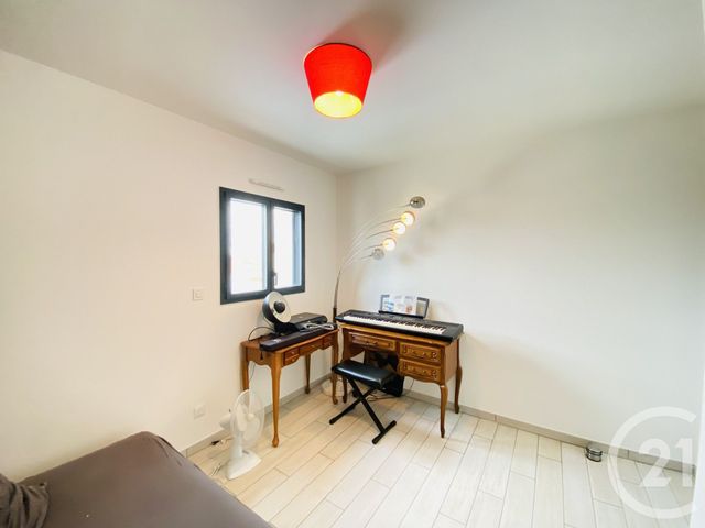 maison à louer - 5 pièces - 136.0 m2 - FOURAS - 17 - POITOU-CHARENTES - Century 21 Aunis Immo