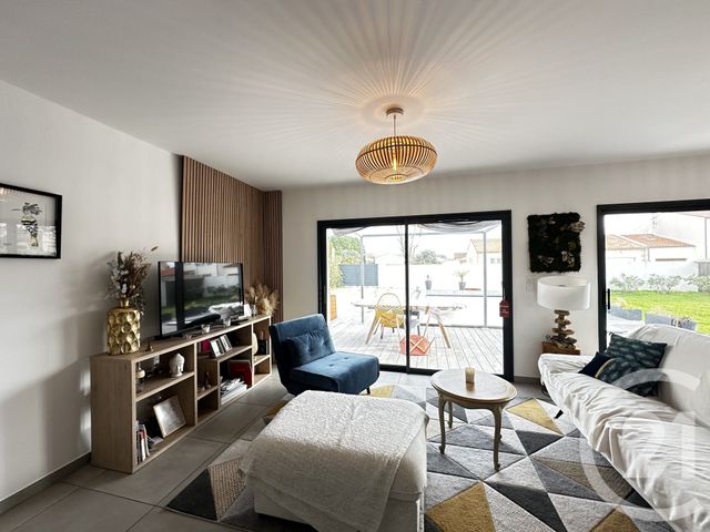 maison à louer - 5 pièces - 136.0 m2 - FOURAS - 17 - POITOU-CHARENTES - Century 21 Aunis Immo