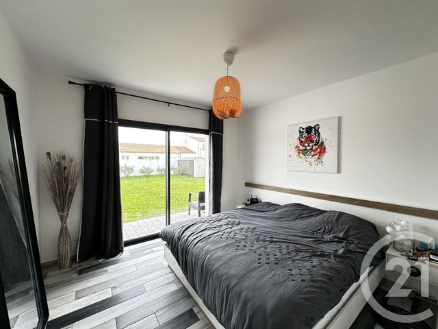 maison à louer - 5 pièces - 136.0 m2 - FOURAS - 17 - POITOU-CHARENTES - Century 21 Aunis Immo