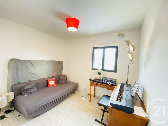 maison à louer - 5 pièces - 136.0 m2 - FOURAS - 17 - POITOU-CHARENTES - Century 21 Aunis Immo