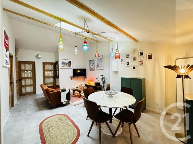 Appartement F3 à louer - 3 pièces - 56.0 m2 - ROCHEFORT - 17 - POITOU-CHARENTES - Century 21 Aunis Immo