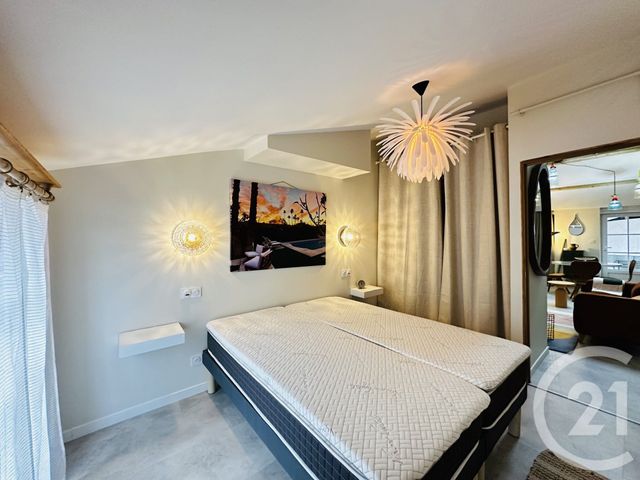 Appartement F3 à louer - 3 pièces - 56.0 m2 - ROCHEFORT - 17 - POITOU-CHARENTES - Century 21 Aunis Immo