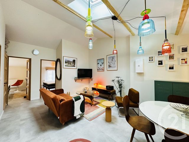 Appartement F3 à louer - 3 pièces - 56.0 m2 - ROCHEFORT - 17 - POITOU-CHARENTES - Century 21 Aunis Immo