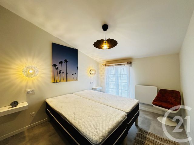 Appartement F3 à louer - 3 pièces - 56.0 m2 - ROCHEFORT - 17 - POITOU-CHARENTES - Century 21 Aunis Immo