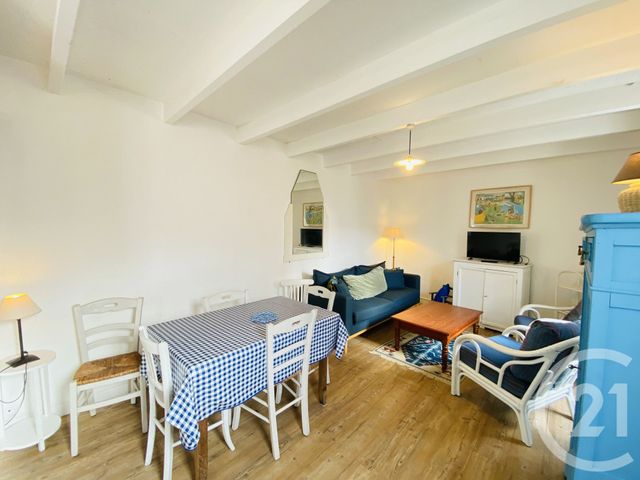 maison à louer - 3 pièces - 42.75 m2 - FOURAS - 17 - POITOU-CHARENTES - Century 21 Aunis Immo