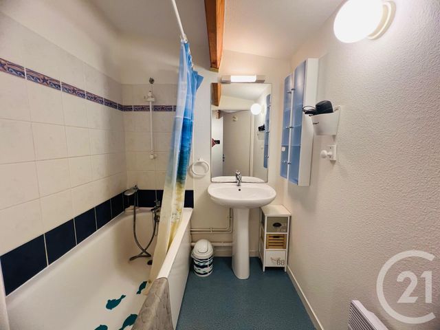 Appartement F2 à vendre - 3 pièces - 40.05 m2 - FOURAS - 17 - POITOU-CHARENTES - Century 21 Aunis Immo