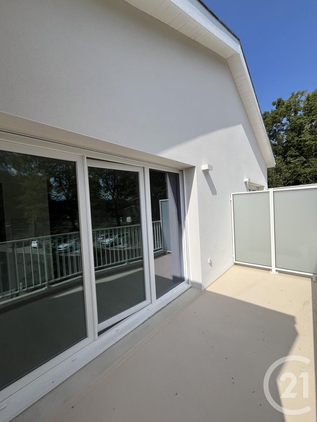 Appartement T2 à louer - 2 pièces - 43.01 m2 - FOURAS - 17 - POITOU-CHARENTES - Century 21 Aunis Immo