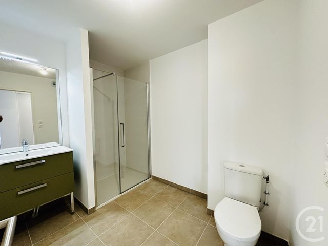 Appartement T2 à louer - 2 pièces - 43.01 m2 - FOURAS - 17 - POITOU-CHARENTES - Century 21 Aunis Immo