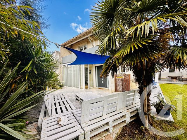 maison à vendre - 6 pièces - 177.7 m2 - FOURAS - 17 - POITOU-CHARENTES - Century 21 Aunis Immo
