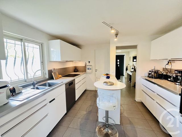 maison à vendre - 6 pièces - 177.7 m2 - FOURAS - 17 - POITOU-CHARENTES - Century 21 Aunis Immo