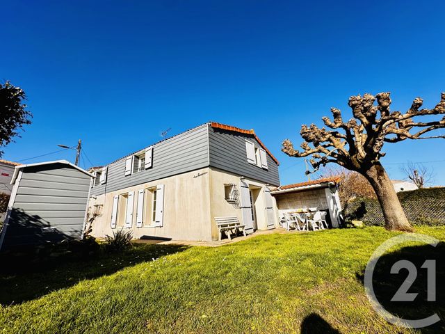 maison à vendre - 4 pièces - 88.0 m2 - FOURAS - 17 - POITOU-CHARENTES - Century 21 Aunis Immo