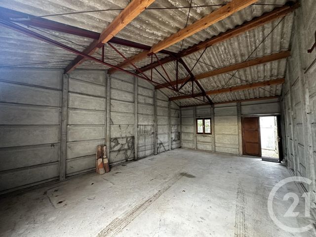 parking à louer - 86.0 m2 - FOURAS - 17 - POITOU-CHARENTES - Century 21 Aunis Immo