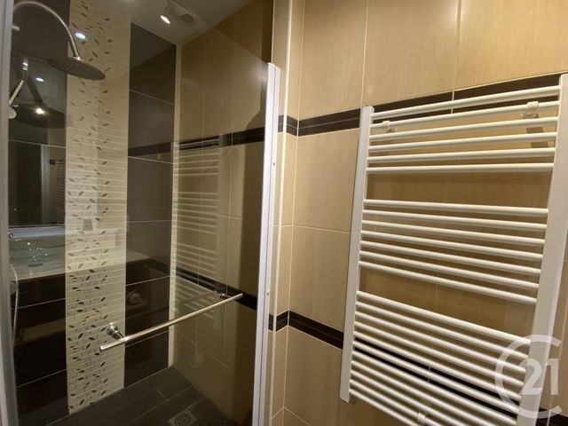 Appartement à louer - 2 pièces - 37.69 m2 - ROCHEFORT - 17 - POITOU-CHARENTES - Century 21 Aunis Immo