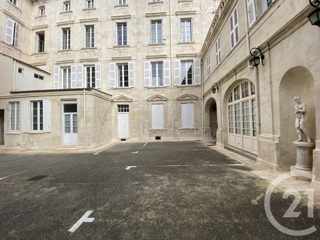 Appartement à louer - 2 pièces - 37.69 m2 - ROCHEFORT - 17 - POITOU-CHARENTES - Century 21 Aunis Immo